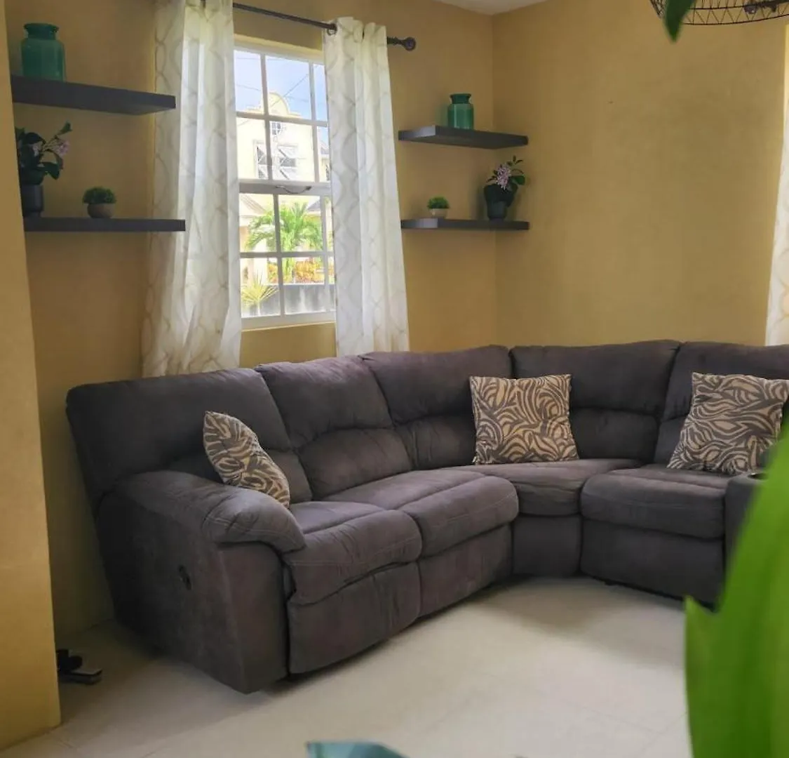 Holiday home Warners Paradise 3 Bridgetown