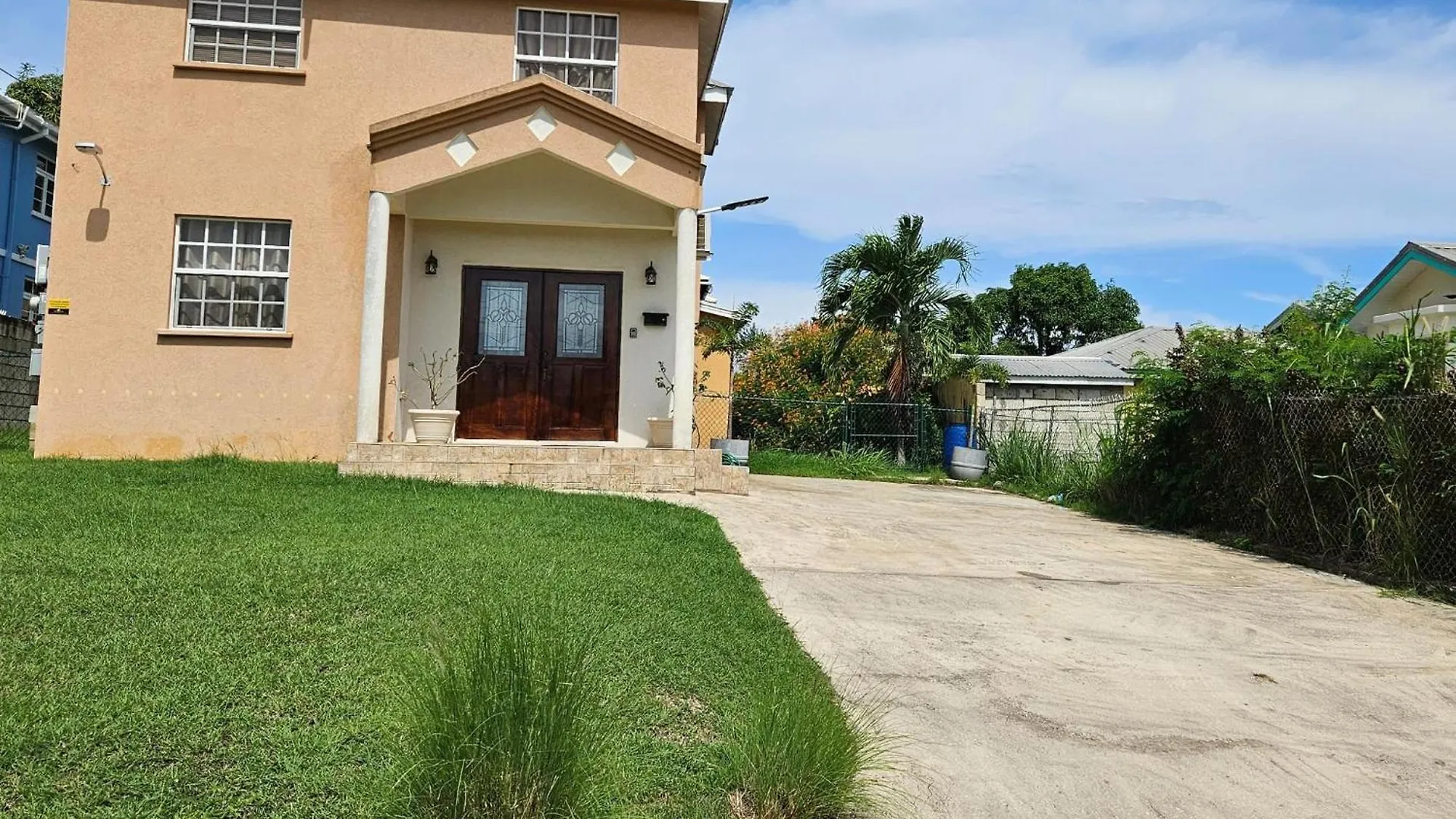 Holiday home Warners Paradise 3 Bridgetown
